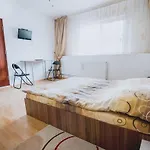 Transylvania Hostel *