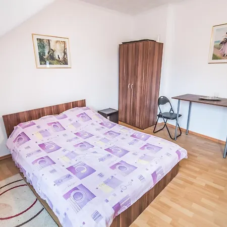 Hostel Transylvania *