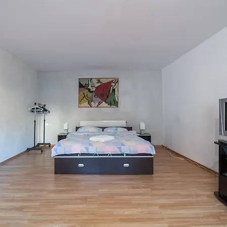 Transylvania Hostel *