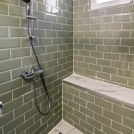 Transylvania Hostel *