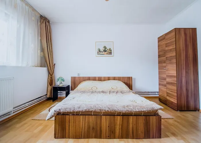 Transylvania 호스텔 *